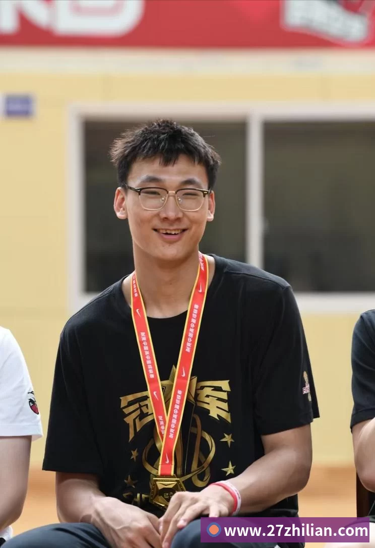 阿森纳球迷对切尔西标王说应加盟豪门周五豪门拜仁有央视CCTV直播前北京国安外援金玟哉依然在球队效力 - 悟空体育官网 - WUKONG SPORTS